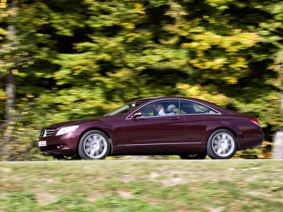  Mercedes-Benz CL500 4Matic 2008 года  (фото 6 из 16)